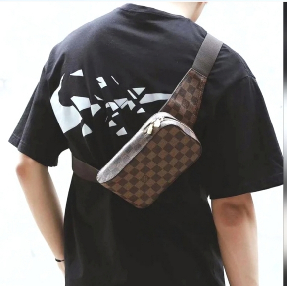 Louis Vuitton✨️PRISTINE CONDITION ✨️Damier Ebene Geronimos BELT / CROSSBODY BAG - Picture 5 of 17